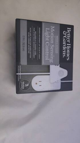 1008992427 Better Homes And Gardens Motion Sensing Light Control Up To 25ft Away Auto Off