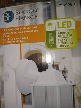 Boston Harbor 810665021629 Led Wall Lantern White