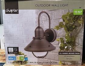 Chapter 039208226004 Outdoor Wall Light Oil-rubbed Bronze Finish New Free Shipping