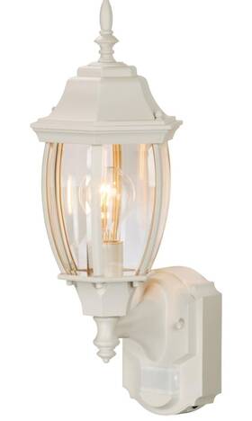 Hbi-4192-wh Hampton Bay 180 White Motion-sensing Dimmable Adjustable Beveled Glass Outdoor Wall Lantern Hbi-4192-wh Hampton Bay 180 White Motion-sensing Dimmable Adjustable Beveled Glass Outdoor Wall Lantern