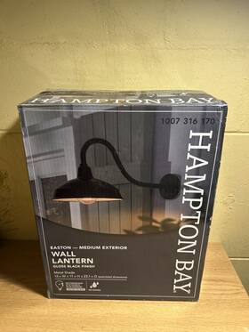 Khc1691am-01 Hampton Bay Khc1691am-01/gb Easton 11 Inch 1-light Glossy Black Outdoor Wall Light Sconce Khc1691am-01 Hampton Bay Khc1691am-01/gb Easton 11 Inch 1-light Glossy Black Outdoor Wall Light Sconce