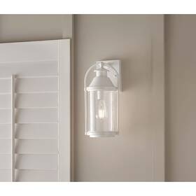 Harbor Breeze 080629708860 Vance 1-light 14 Inch H Matte White Coastal Outdoor Wall Light - New