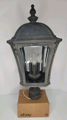 1331mo Hinkley Lighting Vintage Large 23 Inch Wabash 3 Light Outdoor Post