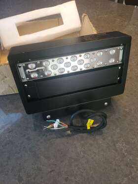 Lithonia Lighting 191723248920 Synergy Arr-fla30-w-t3m-30k-bk-05-sp20 Led Wall Pack Black