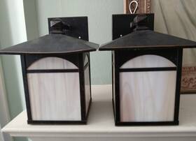 60-5651 Nuvo Lighting Pair 10 Inch Outdoor Patio Porch Wall Lights Bronze Stain Glass