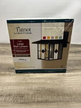 356-2720 Patriot Lighting Abbey Collection Oil Rubbed Bronze Lantern Tiffany Style Glass