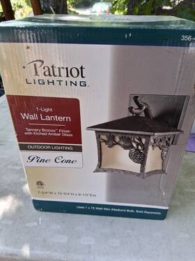 Patriot 356-9045 Lighting Wall Lantern Pine Cone Styly