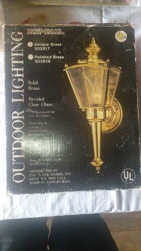 303517 Pay-pak Brass Outdoor Wall Lantern Antique Finish Clear Glass 16in Ul
