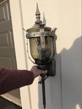 L370p Period Lighting Fixtures Two Colonial Exterior Lantern Large Light L370p Period Lighting Fixtures Two Colonial Exterior Lantern Large Light