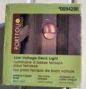 0094286 Portfolio Outdoor Low Voltage Copper Deck/fence Light New Open Box 0094286 Portfolio Outdoor Low Voltage Copper Deck/fence Light New Open Box