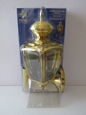 Prime 081069500038 Wall Mount Carriage Lantern Solid Brass Bent Beveled Glass 15 3/4 Inch H Nib Prime 081069500038 Wall Mount Carriage Lantern Solid Brass Bent Beveled Glass 15 3/4 Inch H Nib