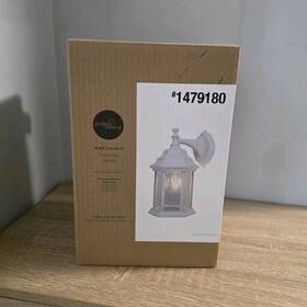 1479180 Project Source Outdoor Wall Lantern White Clear Beveled Glass Model