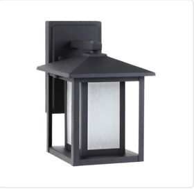 89029-12 Sea Gull Lighting Hunnington 11 In Outdoor Wall Lantern Sconce 89029-12 Sea Gull Lighting Hunnington 11 In Outdoor Wall Lantern Sconce