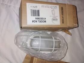 41005-wh Trans Globe Lighting 8 Inch 1-light White Oval Bulkhead Outdoor Wall Light-new