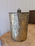 Vintage Brass Tone Fleur-de-lis Wall Pocket Gallery Victorian Touches. Fixed Price $23.00.