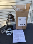 Generation Lighting Jamestowne Transitional 1-LIGHT Medium Outdoor Exterior Wall. Fixed Price $50.00.