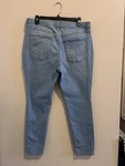 Universal Thread High Rise Skinny Jeans Light Blue Denim Stretch 5-POCKET Women. Fixed Price $12.00.
