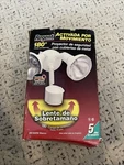 Cooper Lighting MS185RW 300-WATT White Motion-activated Regent Security Flood Fs. Fixed Price $44.99.