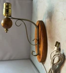 Vintage Wood And Brass Wall Sconce Light Lamp Rustic Farmhouse Country Decor. Fixed Price $28.00.