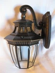 Quoizel Outdoor Wall Light Bronze Finish 13" Lantern Type Bulb Style# GT8980IB. Fixed Price $99.99.